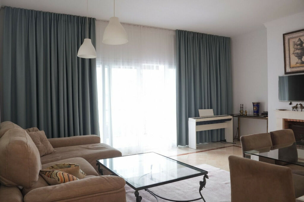Middle Floor Apartment El Paraiso Málaga - image 7