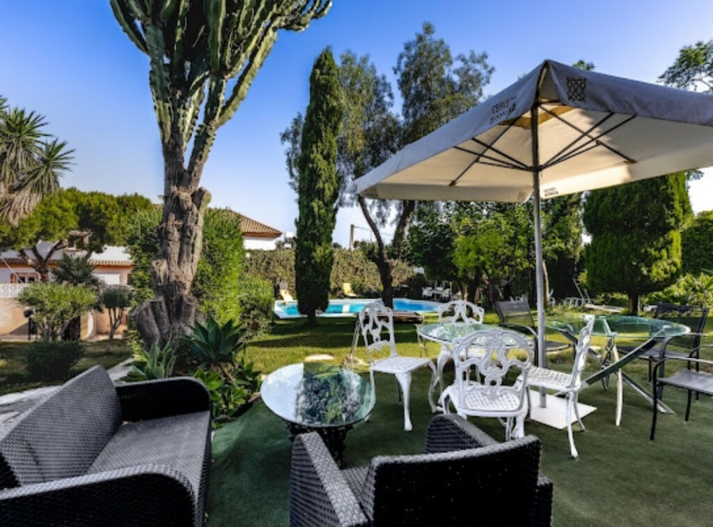 Detached Villa Marbella Málaga - image 4