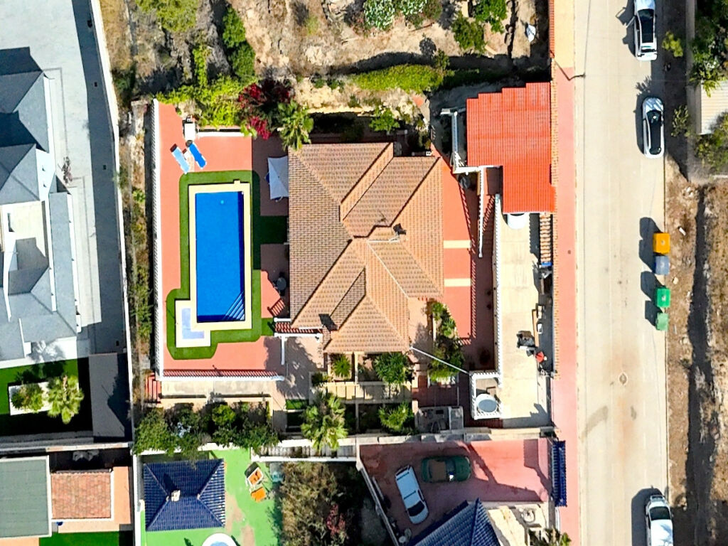 Detached Villa Algorfa Alicante - image 4