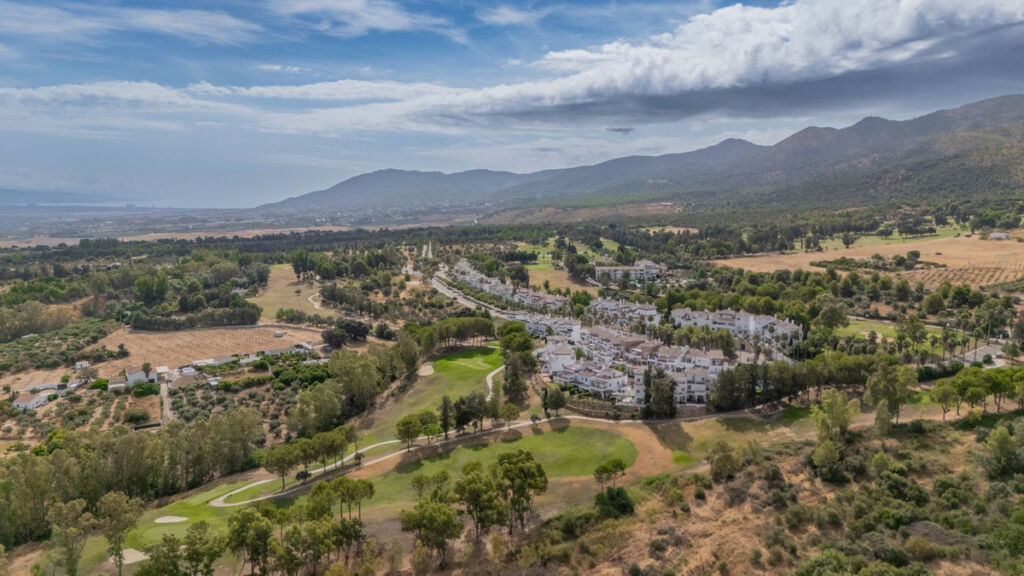 Semi-Detached House Lauro Golf Málaga - image 3