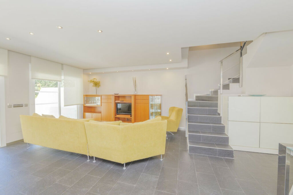 Semi-Detached House Artola Málaga - image 4