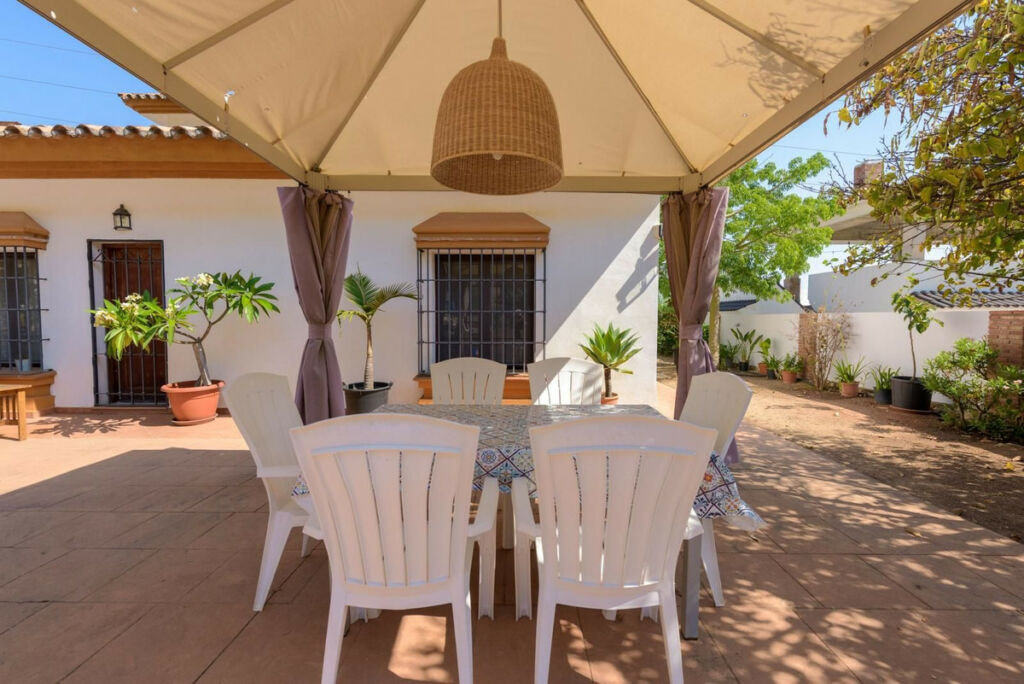Detached Villa Alhaurín de la Torre Málaga - image 4