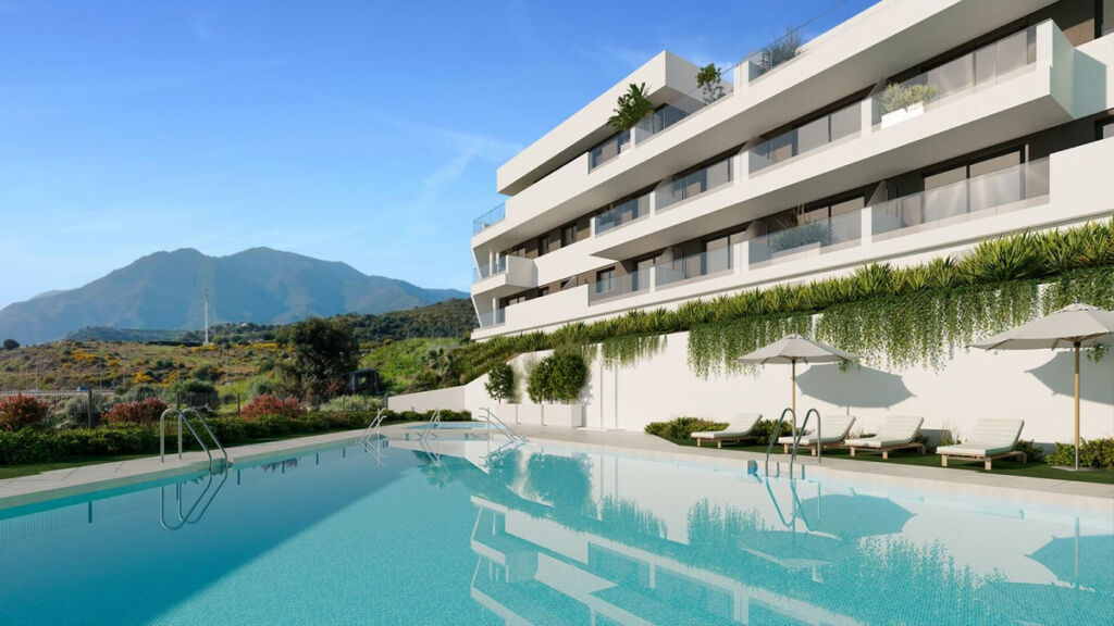 Middle Floor Apartment Estepona Málaga - image 11