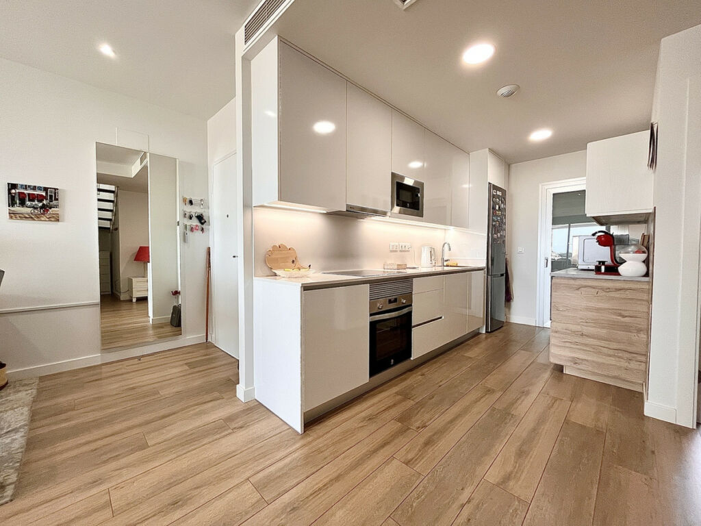 Penthouse Los Dolses Alicante - image 4