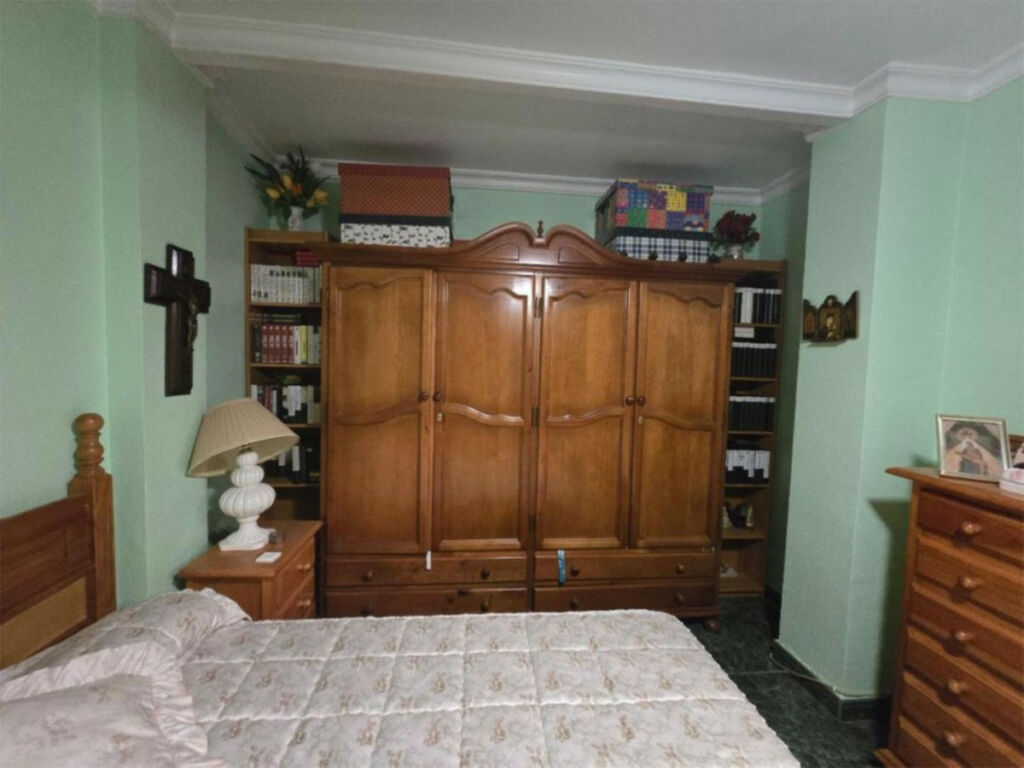 Middle Floor Apartment San Pedro de Alcántara Málaga - image 4