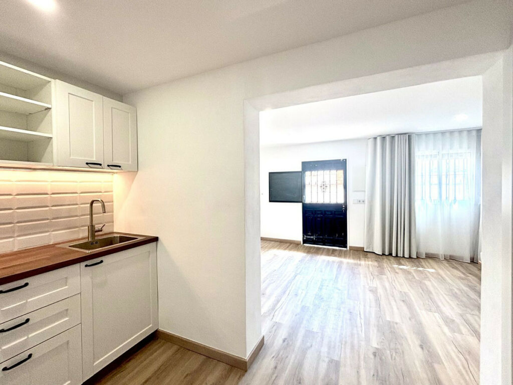 Townhouse Vélez-Málaga Málaga - image 4