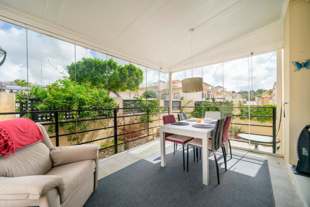 Detached Villa Rojales Alicante - image 4