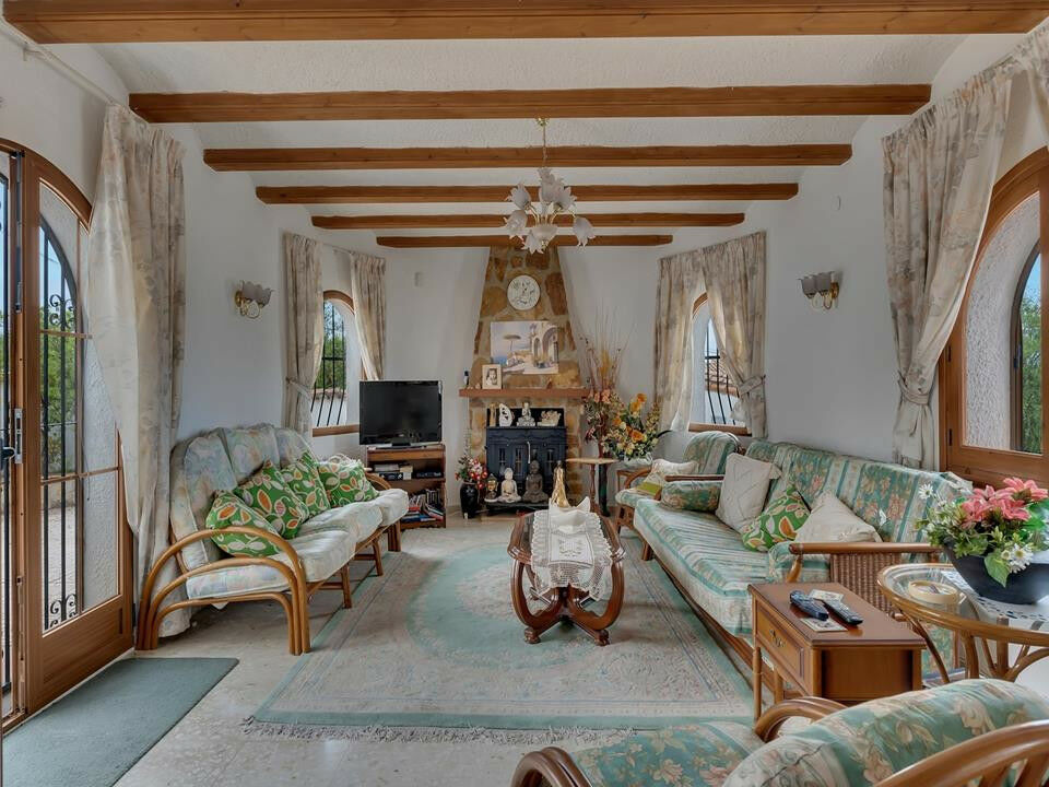 Detached Villa Benidoleig Alicante - image 4