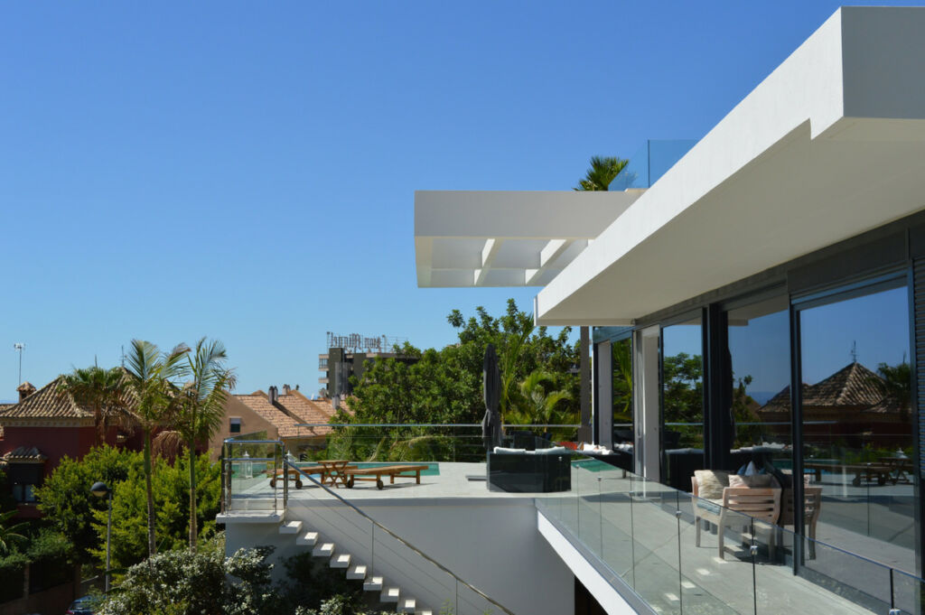 Detached Villa Marbella Málaga - image 4