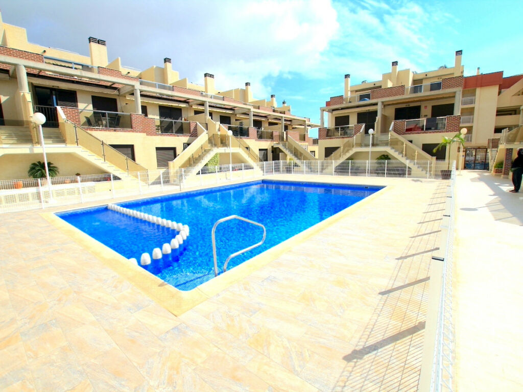 Duplex Cabo Roig Alicante - image 4