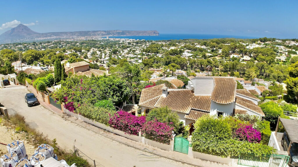 Detached Villa Javea Alicante - image 4