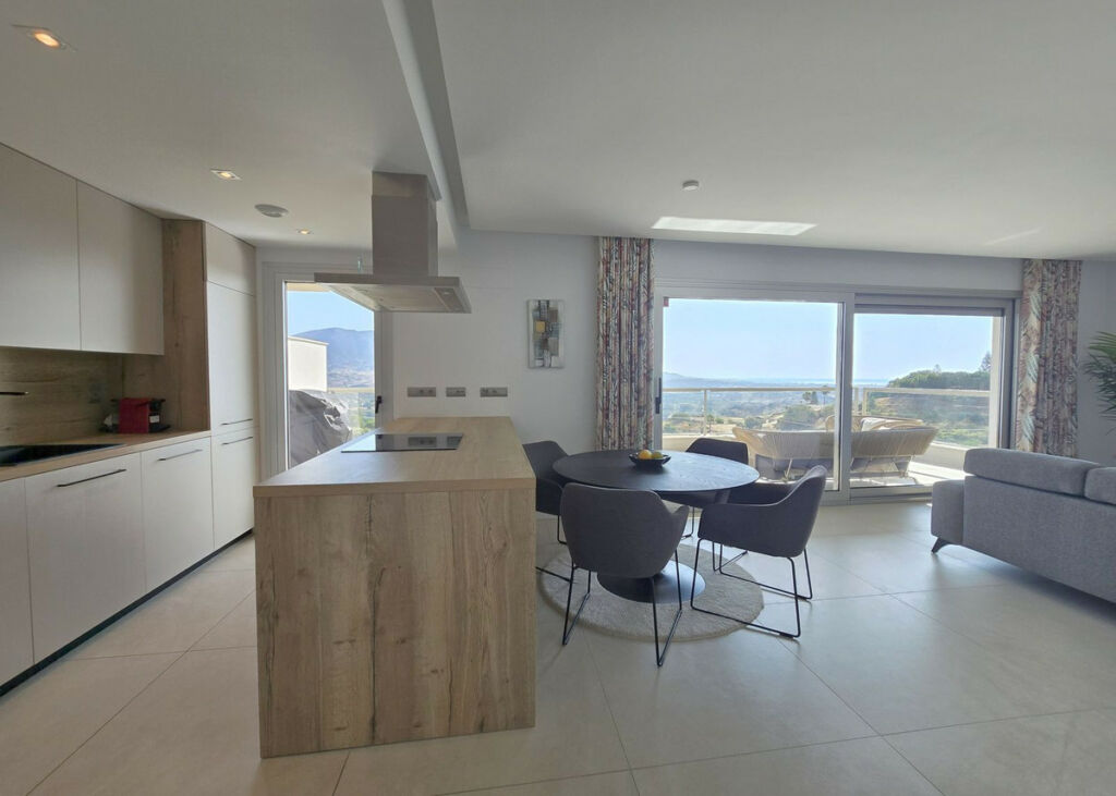 Middle Floor Apartment La Cala Golf Málaga - image 4