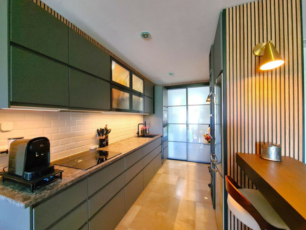 Ground Floor Apartment Benahavís Málaga - image 4