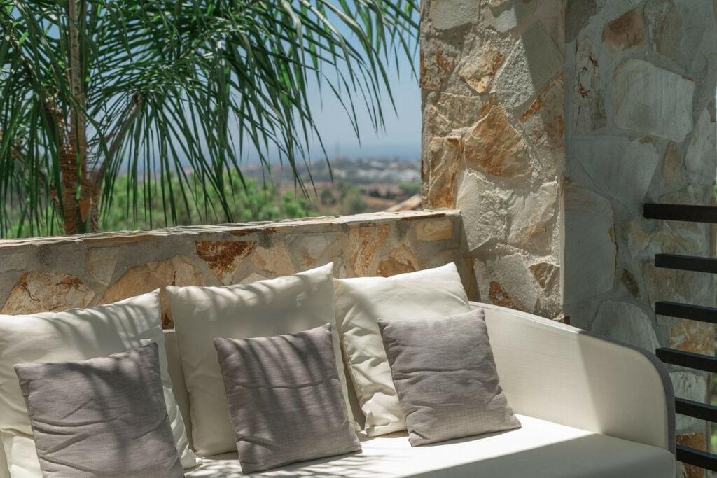 Middle Floor Apartment Los Almendros Málaga - image 27