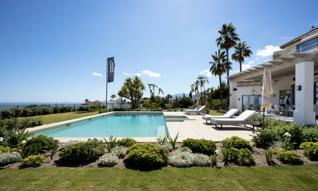 Detached Villa Monte Halcones Málaga - image 4
