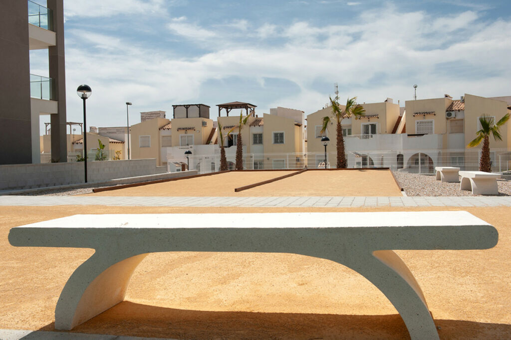 Middle Floor Apartment Villamartin Alicante - image 38