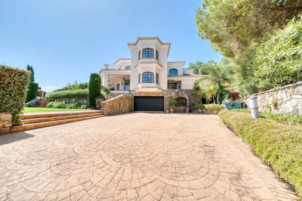 Detached Villa Sotogrande Costa Cádiz - image 40