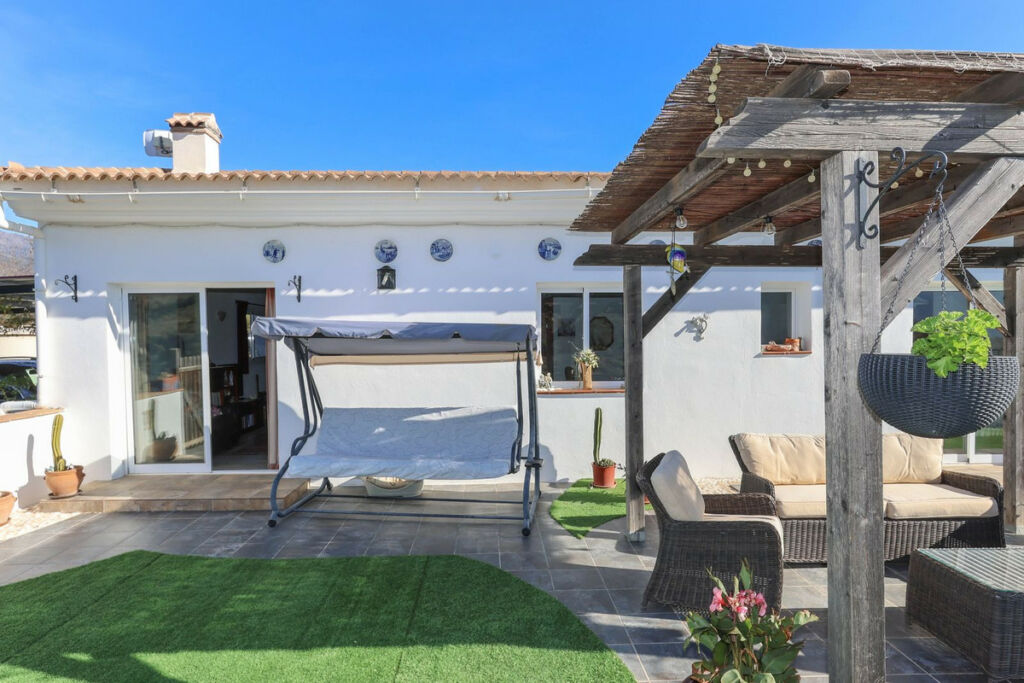 Detached Villa Tolox Málaga - image 40