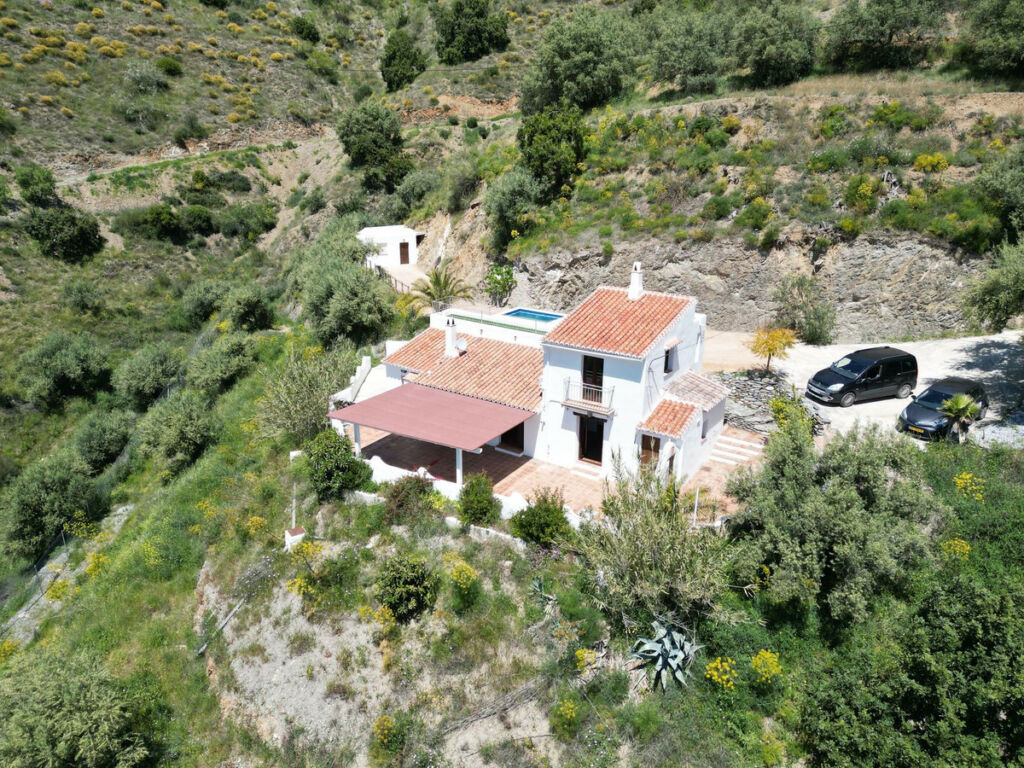 Detached Villa Sedella Málaga