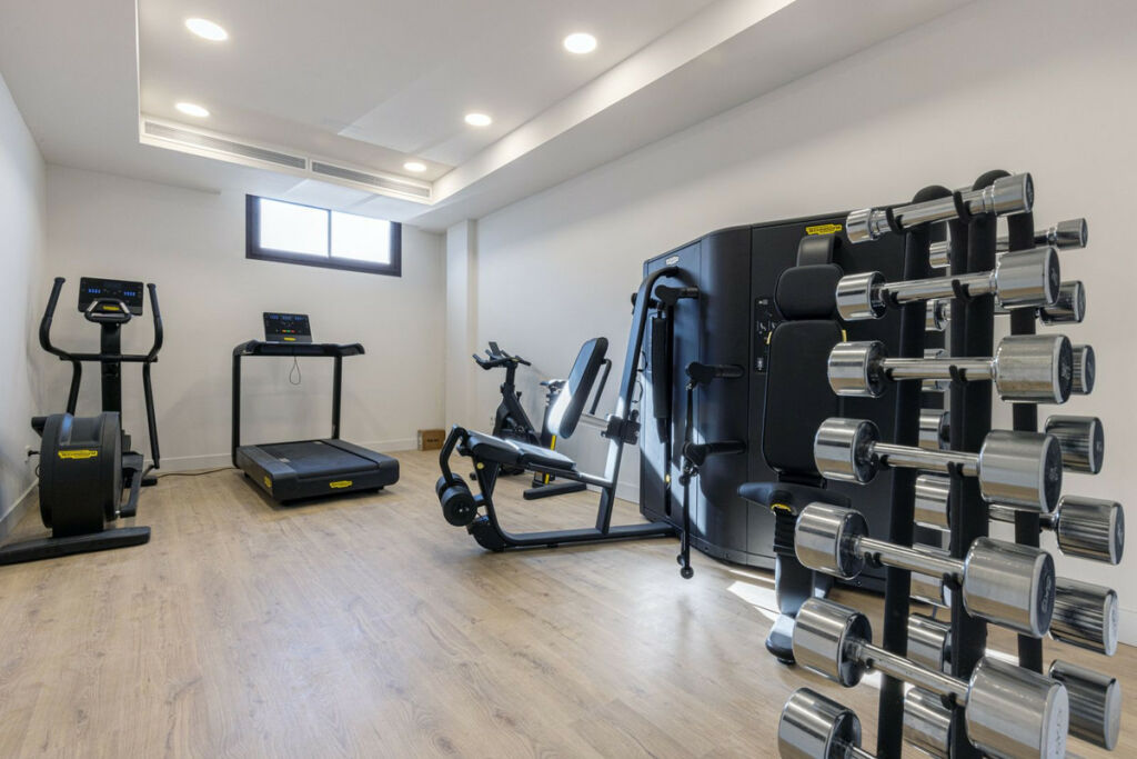 Middle Floor Apartment Fuengirola Málaga - image 31
