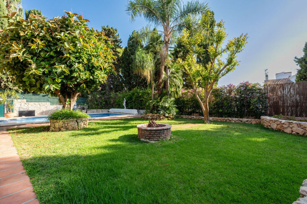 Detached Villa Mijas Málaga - image 40