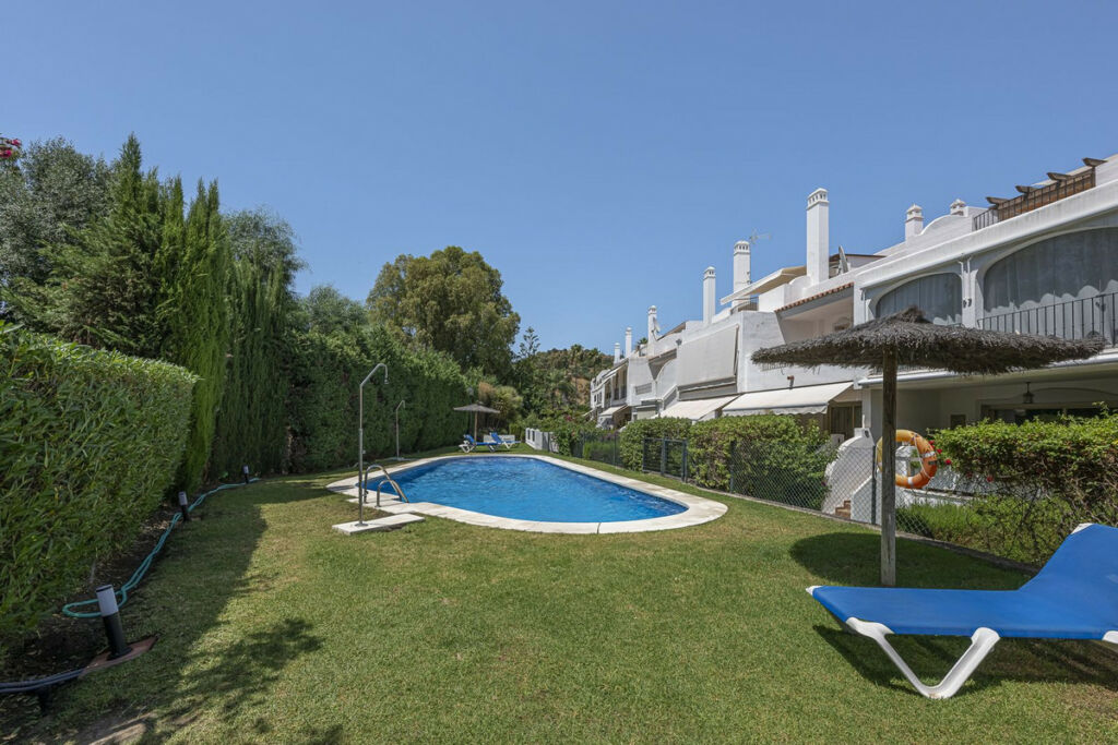 Townhouse Nueva Andalucía Málaga