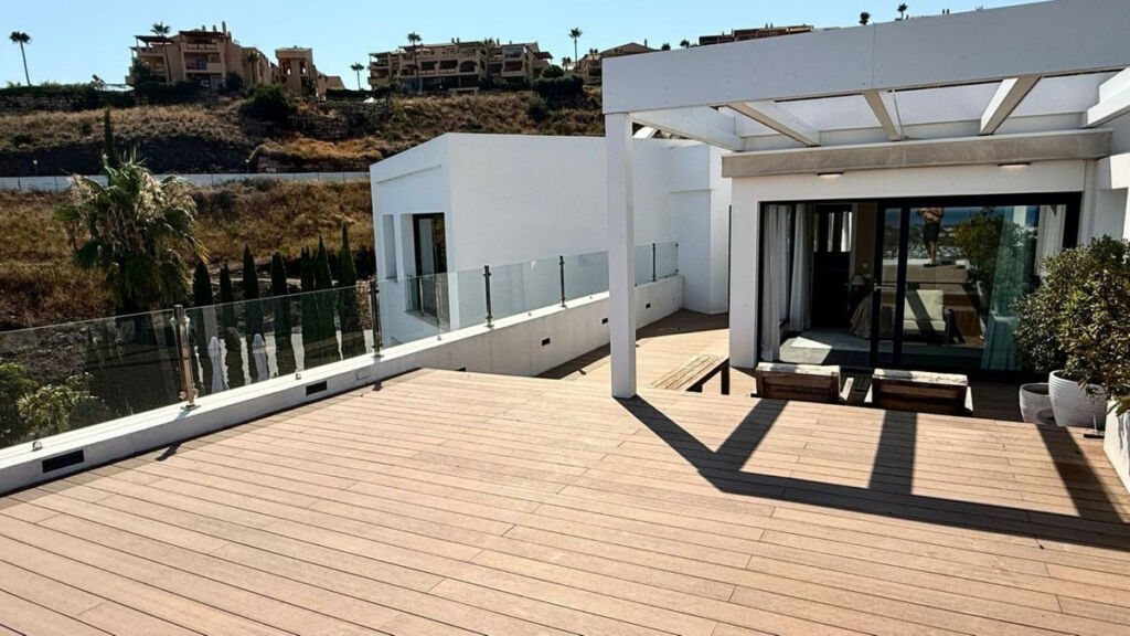 Detached Villa El Paraiso Málaga - image 40