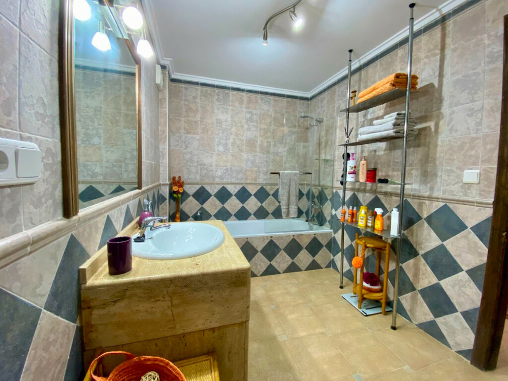 Detached Villa Algorfa Alicante - image 40