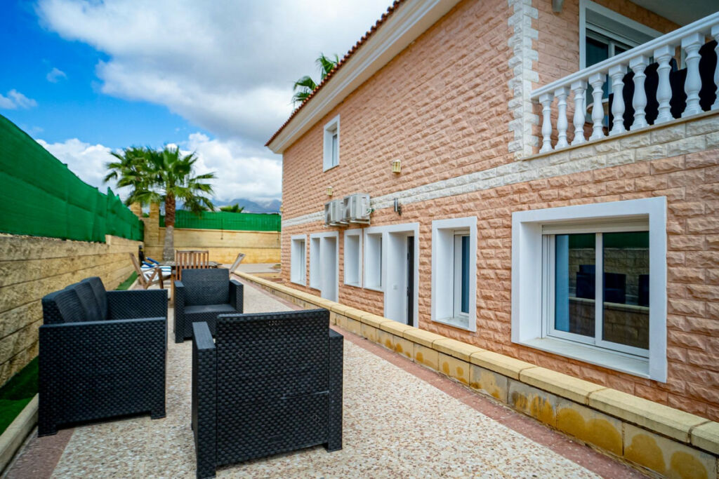 Detached Villa L'Alfás del Pi Alicante - image 40
