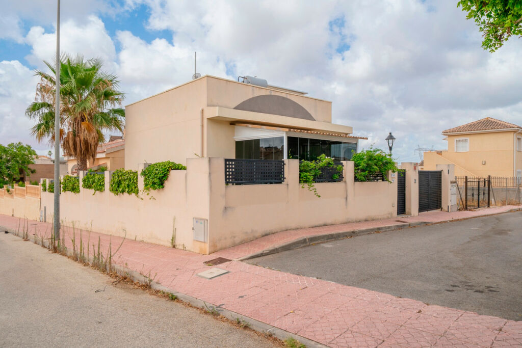 Detached Villa Rojales Alicante - image 40