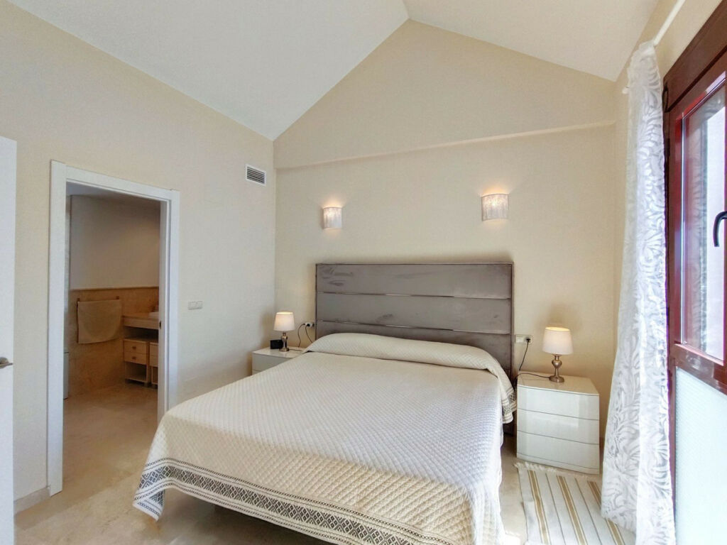 Semi-Detached House Casares Málaga - image 5