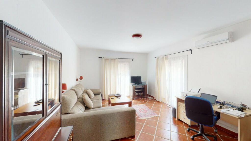 Detached Villa Macharaviaya Málaga - image 41