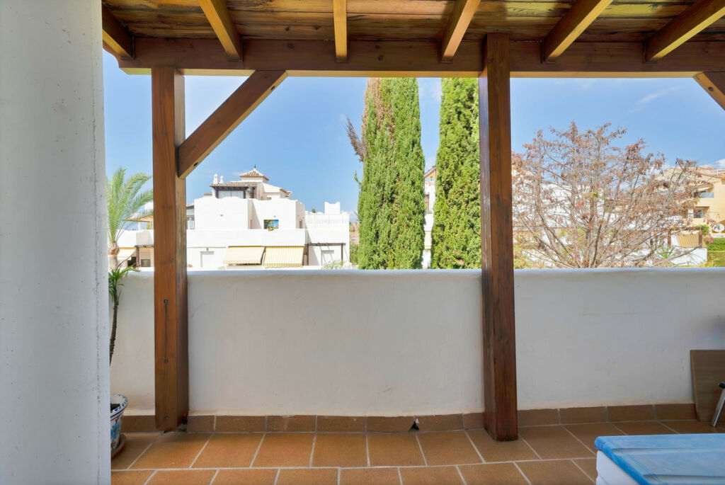 Middle Floor Apartment Nagüeles Málaga - image 41