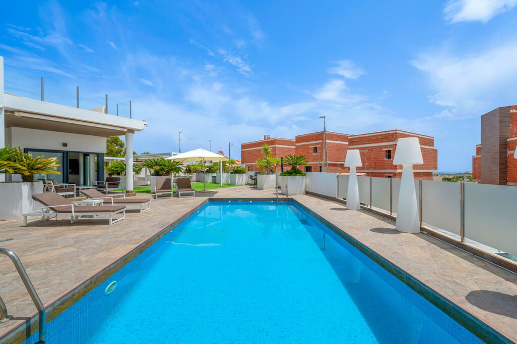 Detached Villa Villamartin Alicante - image 41