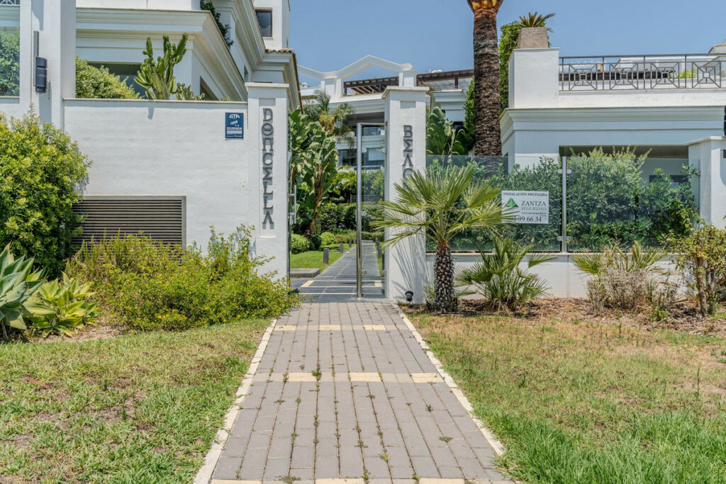Ground Floor Apartment Estepona Málaga - image 41