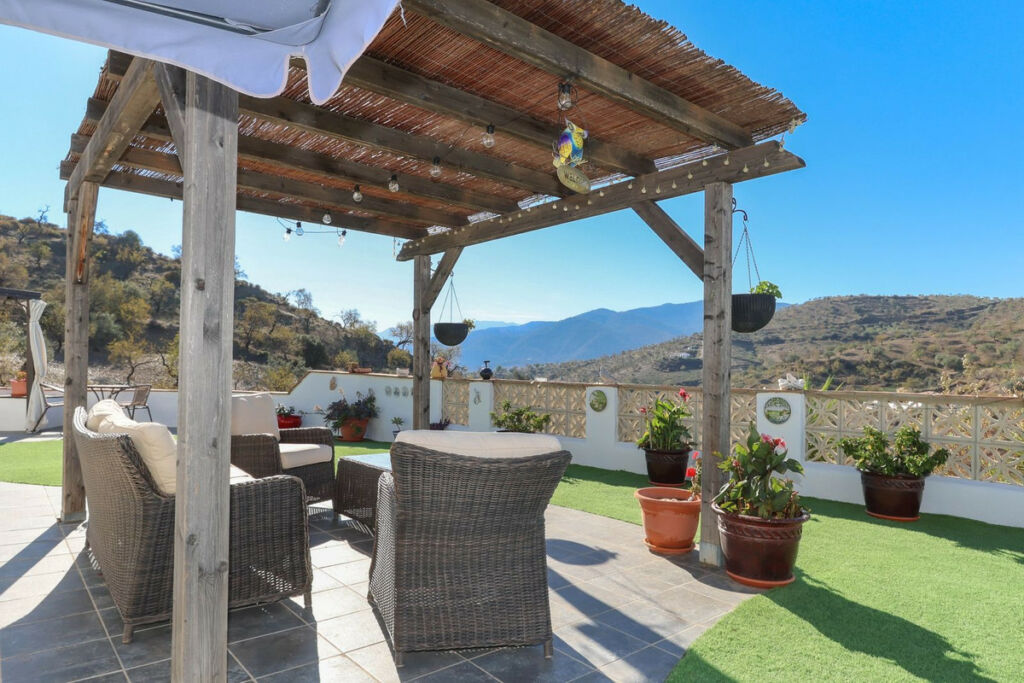Detached Villa Tolox Málaga - image 41