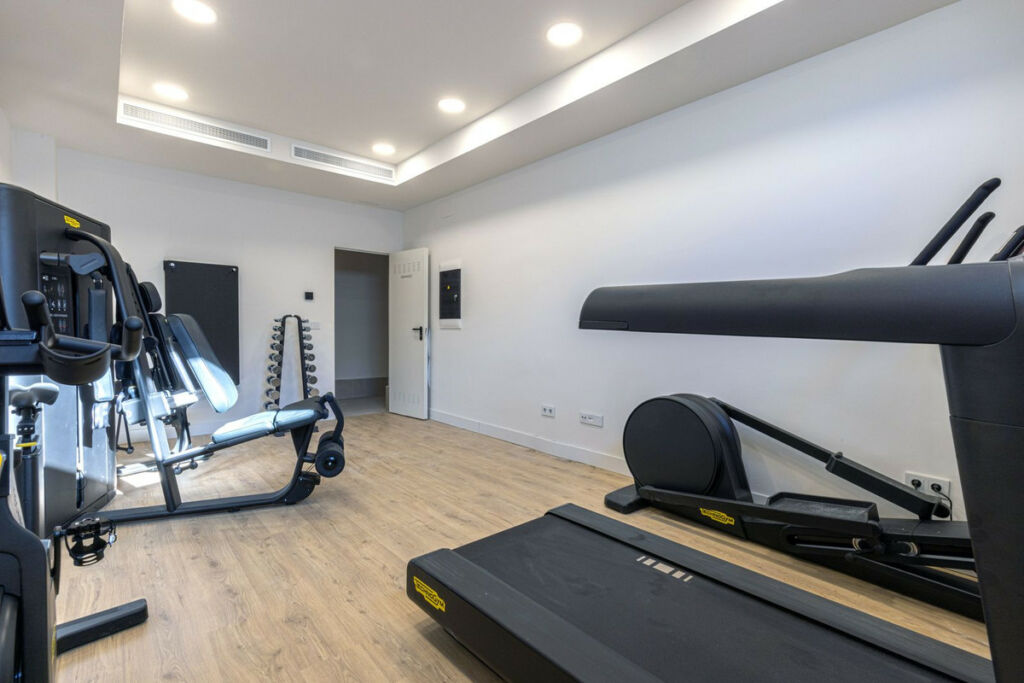 Middle Floor Apartment Fuengirola Málaga - image 32