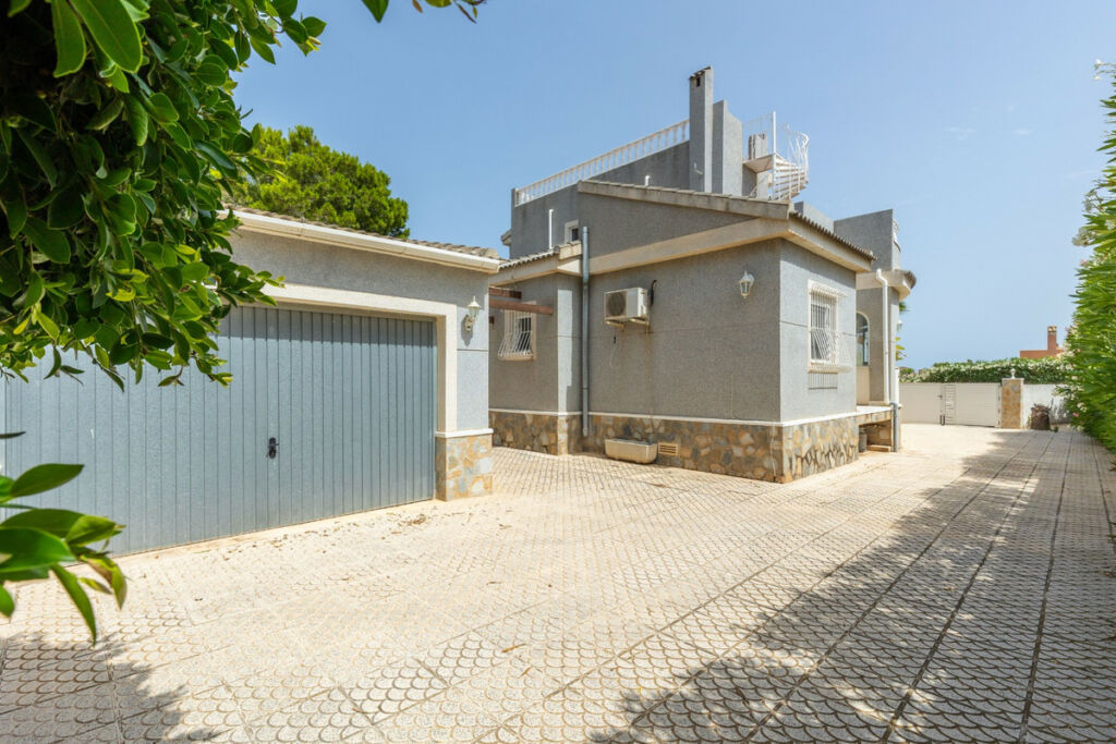Detached Villa San Fulgencio Alicante - image 41