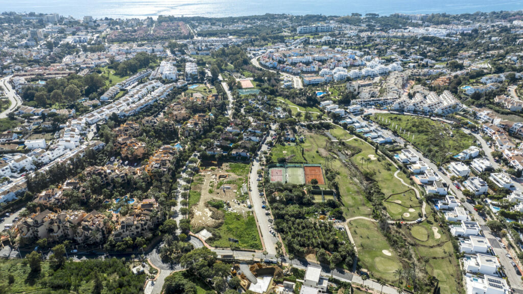 Detached Villa Estepona Málaga - image 38