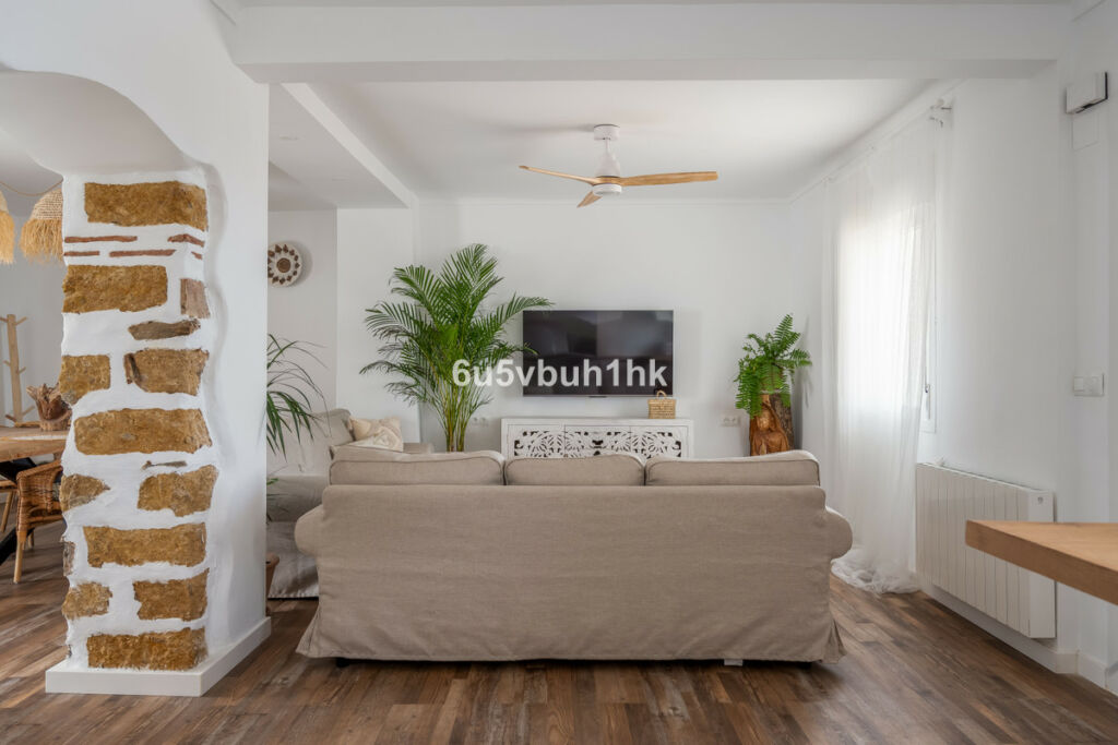 Townhouse Benajarafe Málaga - image 41