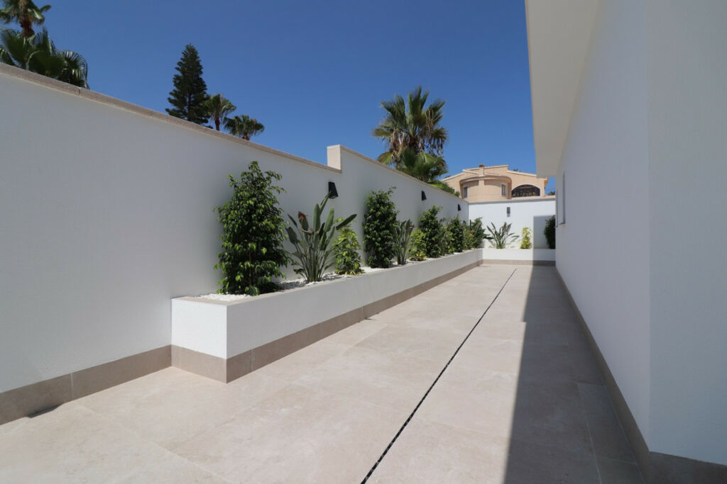 Detached Villa Ciudad Quesada Alicante - image 41