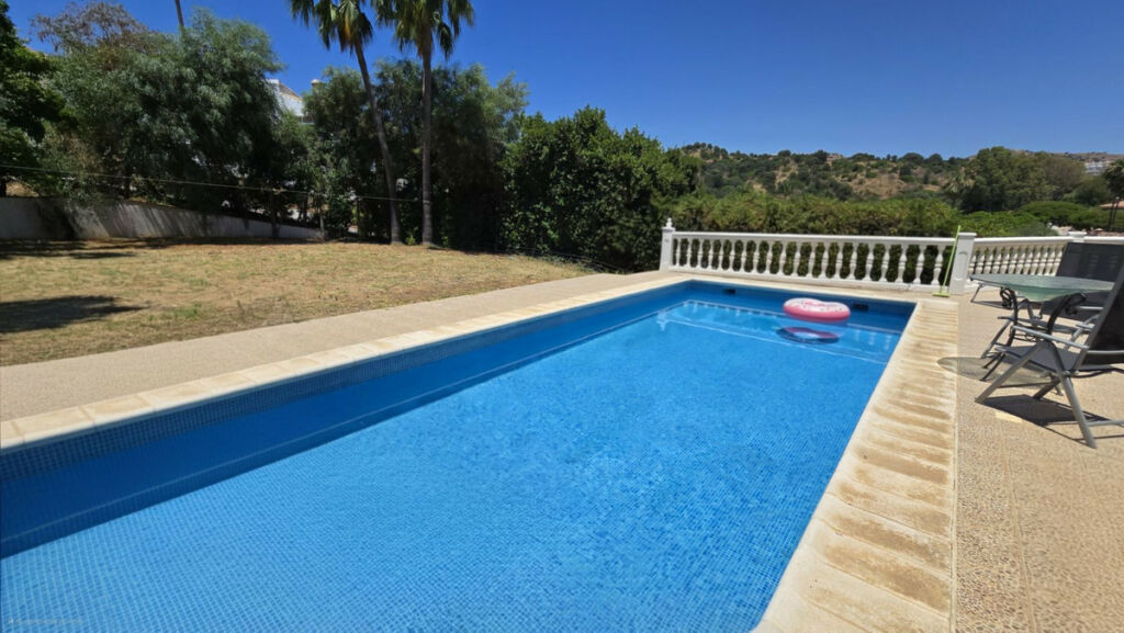 Detached Villa Calahonda Málaga - image 39
