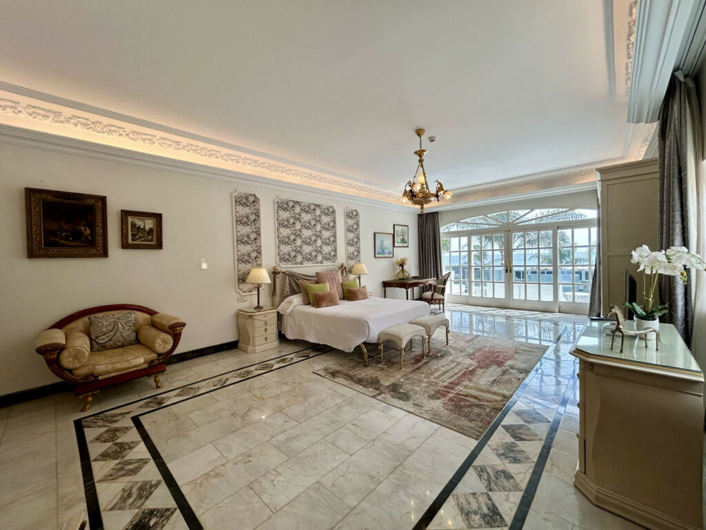 Detached Villa Puerto Banús Málaga - image 42