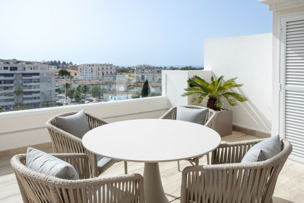 Middle Floor Apartment Nueva Andalucía Málaga - image 42