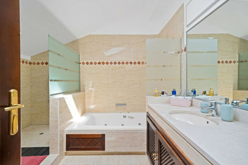 Penthouse Duplex Ojén Málaga - image 42