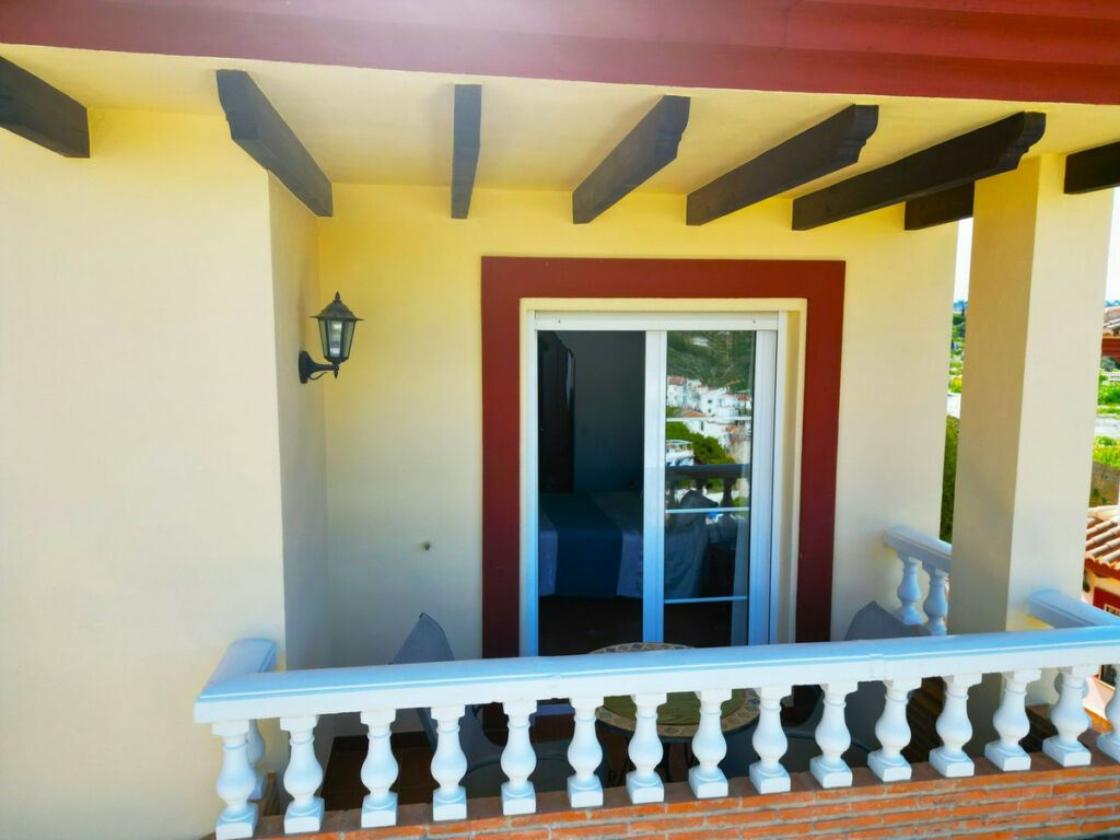 Detached Villa Canillas de Albaida Málaga - image 42