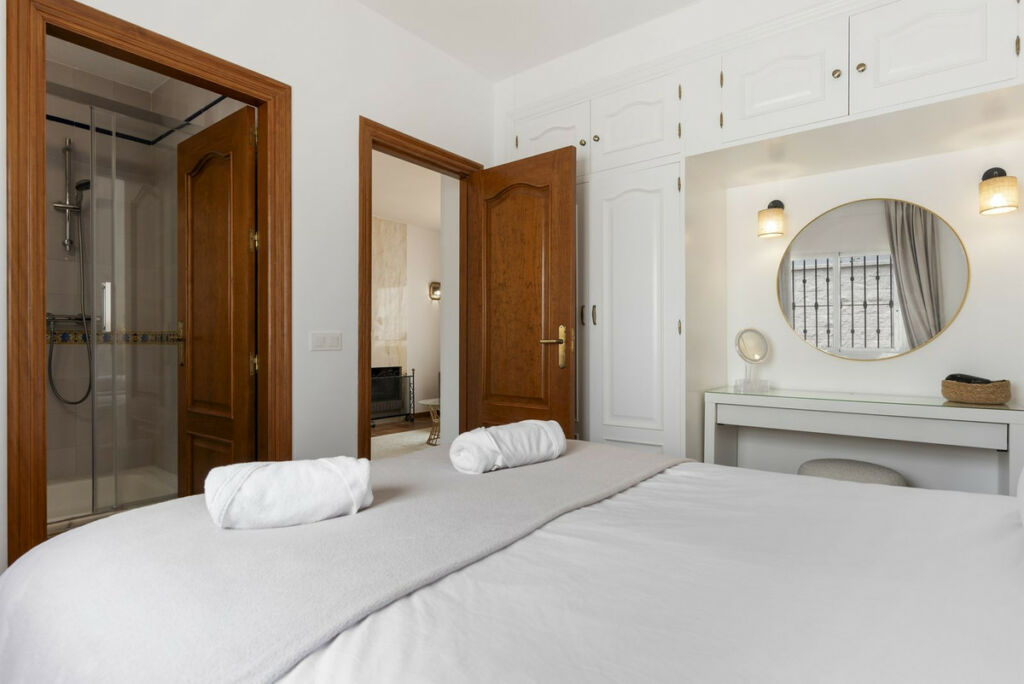 Detached Villa Las Chapas Málaga - image 42
