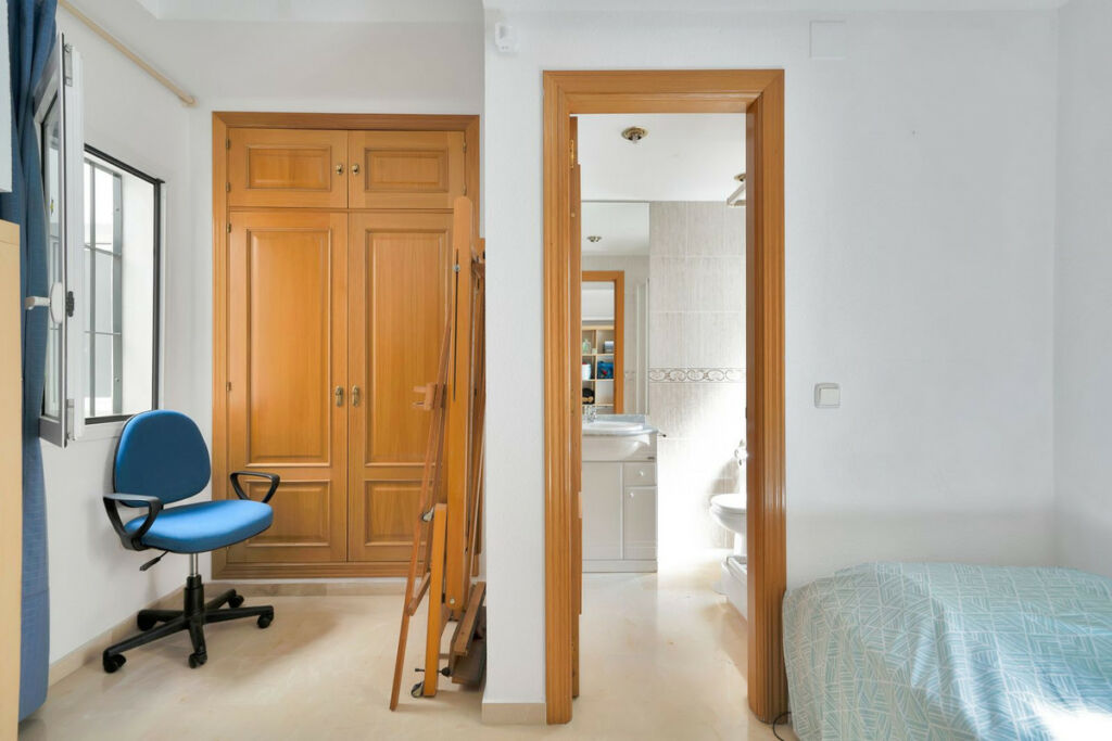 Middle Floor Apartment Nagüeles Málaga - image 42