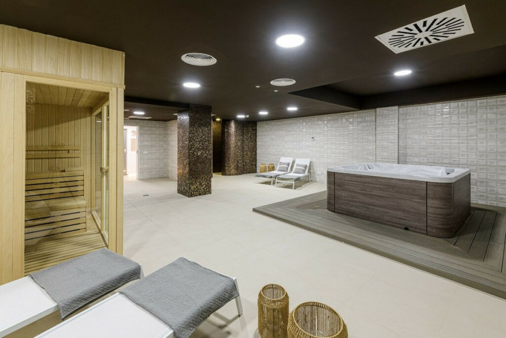 Middle Floor Apartment Fuengirola Málaga - image 42