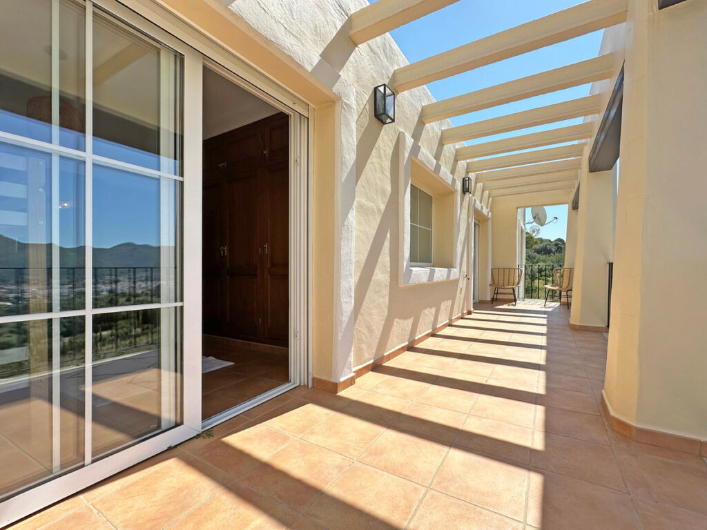 Detached Villa Jalon Alicante - image 43